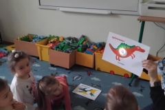 DZIEŃ DINOZAURA