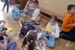 aaa46c1a-eb47-479e-be5a-1c2db2c3ddf6