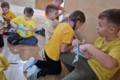 d8e82524-3f68-4309-b144-d258aea77d32