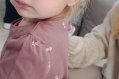 PRZEDSZKOLAKI Z WIZYTĄ W SALONIE FRYZJERSKIM