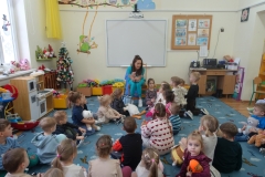 SPOTKANIEZ PANIĄ PIELĘGNIARKĄ W PRZEDSZKOLU