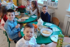 c9995540-8e0e-4da9-9be0-d9770106e813