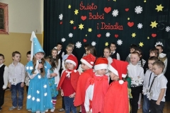 choinka i dzien babci 2013 (88)