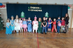 ZABAWA CHOINKOWA W PRZEDSZKOLU